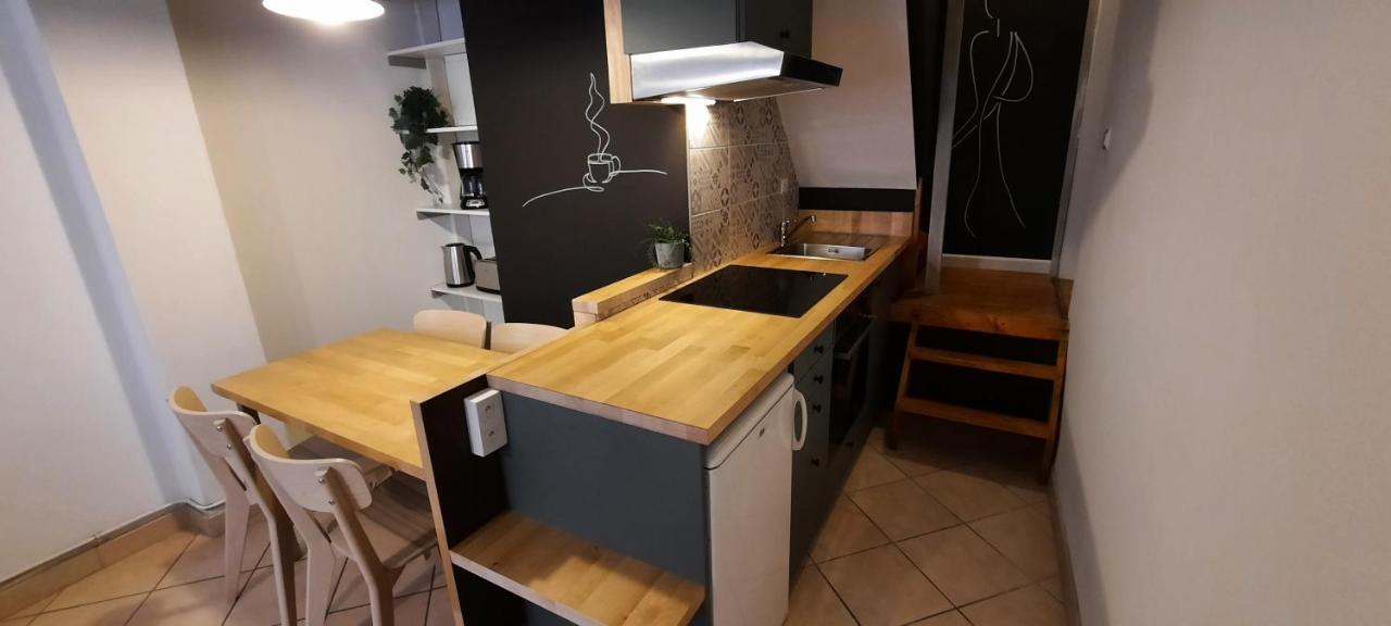 Les Gites De La Brasserie D'Aubrives La Malterie Et La Houblonniere Bagian luar foto