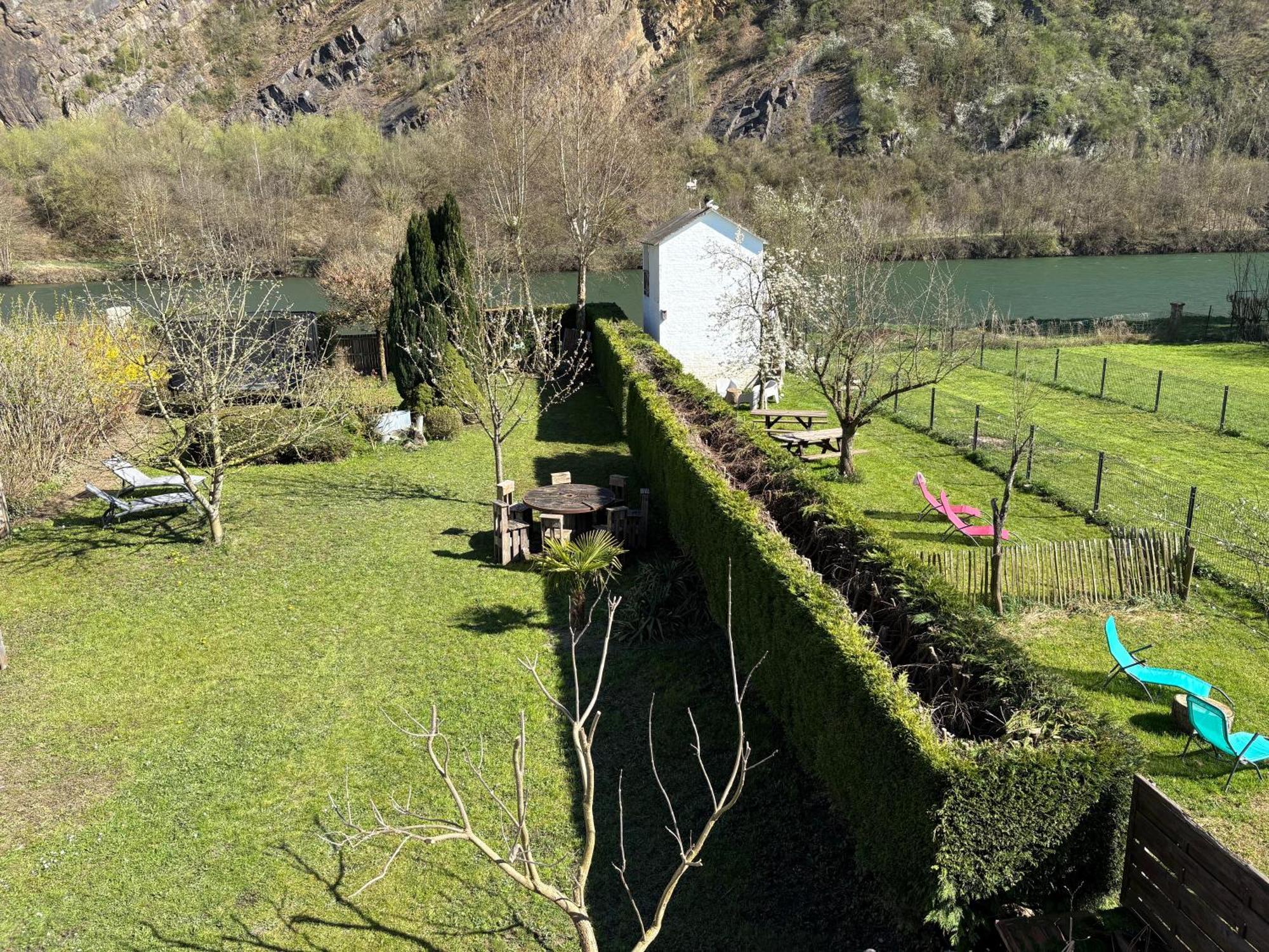 Les Gites De La Brasserie D'Aubrives La Malterie Et La Houblonniere Bagian luar foto